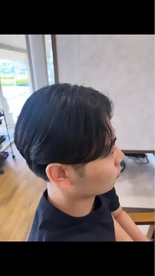 パーマ メンズ reborn店長 🤍リルのヘアスタイル