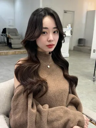 セミロング カラー &.TIGRE smartsaronのヘアスタイル