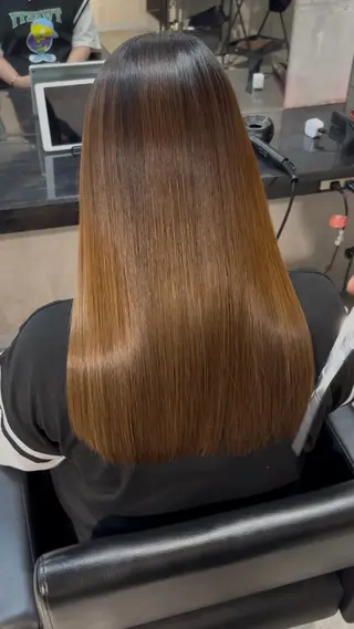 セミロング 溝渕朋也 /髪質改善ストレートのヘアスタイル