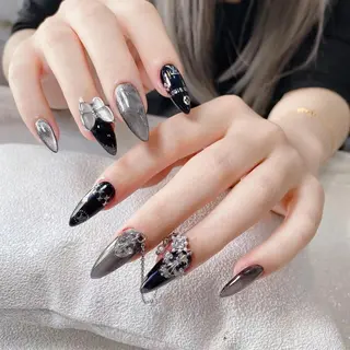 ネイル ネイルサロン 9Carats神田のネイルデザイン