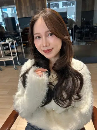 セミロング 🎀大竹美侑／顔まわ りカット／レイヤーのヘアスタイル