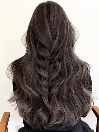 セミロング カラー ヘアアレンジ ✨レイヤーカット/透 名感カラー特化✨のヘアスタイル