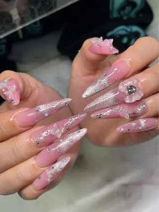ロング Nail Salon espritのネイルデザイン