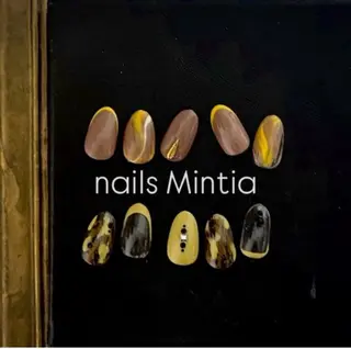 ネイル nails Mintia ～esaka～所属・松本 麻子のネイルデザイン