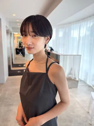 ショート Abbey ４のヘアスタイル