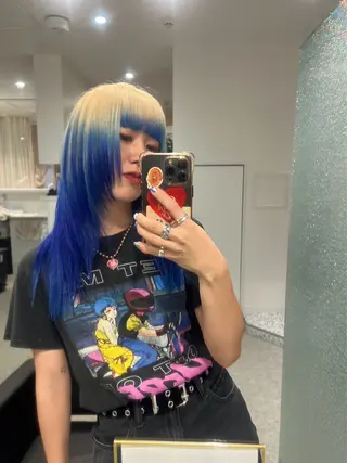 カラー AO アオのヘアスタイル