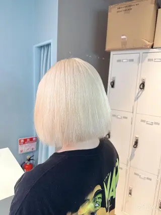 ショート カラー 🪄池袋ハイトーン 🪄ブリーチカラーのヘアスタイル