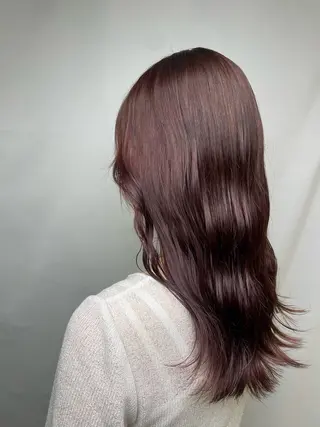 ミディアム SARA古賀店 かすみ🐬🩵のヘアスタイル