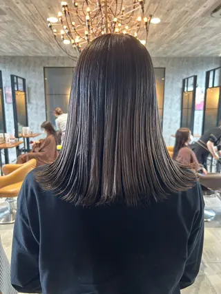 ミディアム カラー Kobayashi ハイライト/ショートのヘアスタイル