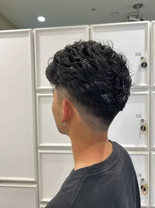 パーマ メンズ Via  京都烏丸所属・ブロンド/ハイトーン /レイヤー/りなのヘアスタイル