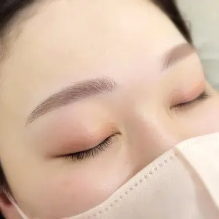 アイブロウ unjour所属・Yuri .Kのマツエク・マツパデザイン