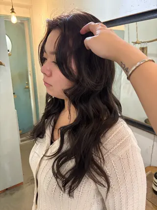 カラー AWESOME所属・うる艶/縮毛矯正 manaのヘアスタイル