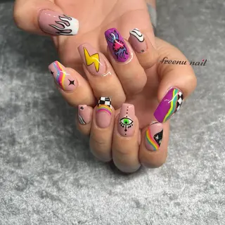 ネイル freenu nail【24H】のネイルデザイン