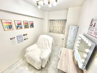 美肌/小顔/眉毛の 専門店 ルミナスのエステ・リラクイメージ