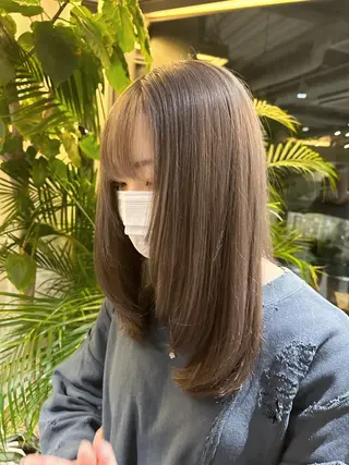 セミロング hinano ヒナノのヘアスタイル