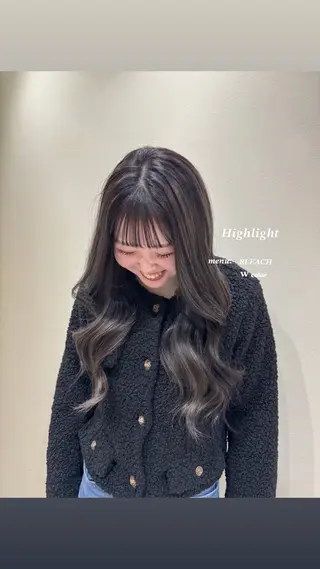 ロング カラー ワンホン×髪質改善 つのーか🩶‪🫧のヘアスタイル