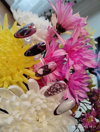 ネイル Ｍoons所属・Moon's ✨Ari ✨のネイルデザイン