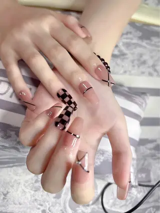 ネイル D-BEAUTY Nailsalonのネイルデザイン