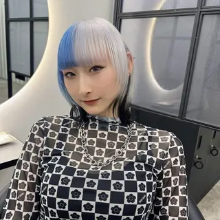 ミディアム カラー Ren. 🦋デザインカラーのヘアスタイル