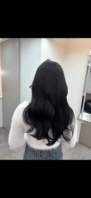 カラー sakura / quailaのヘアスタイル