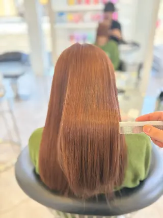 ミディアム TopStyleSHIZUOKA所属・村尾咲季斗 髪質改善/縮毛矯正のヘアスタイル