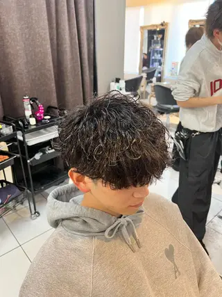 パーマ メンズ パーマ特化美容師 茂木広幸のヘアスタイル