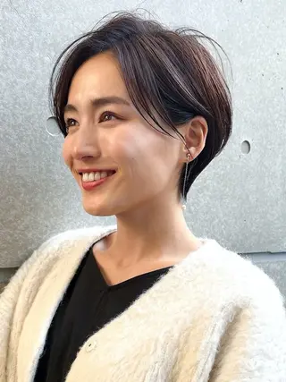 ショート レイヤーボブ/ 艶カラー/サナ🌼のヘアスタイル