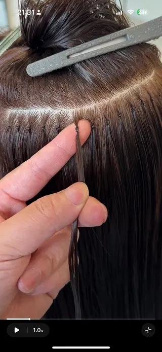 ロング OLD.L所属・エクステ＆カラー専門 羽エクステ　新大久保のヘアスタイル