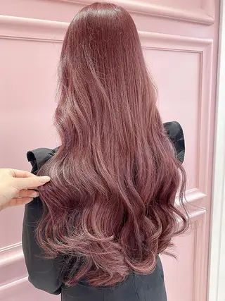 ロング オフホワイトアンドなんば所属・福西 洋斗のヘアスタイル