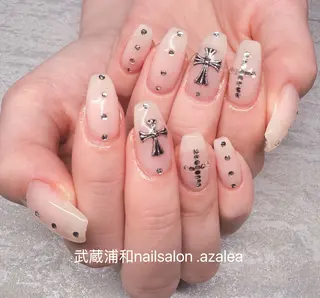 ネイル R inのネイルデザイン