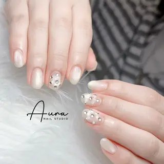 ネイル Aura Nail Maiのネイルデザイン