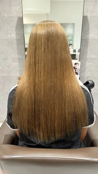 カラー Grow by NYNY 久野 結生のヘアスタイル