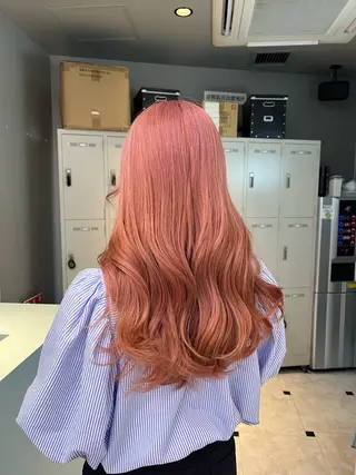 セミロング カラー ブリーチカラー 🩵MIZUKIのヘアスタイル