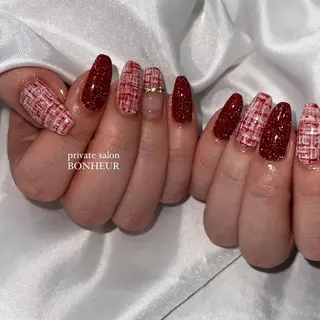 ネイル BONHEUR Annaのネイルデザイン