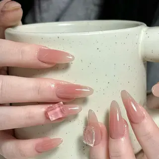 ネイル マギー ネイル🦋のネイルデザイン