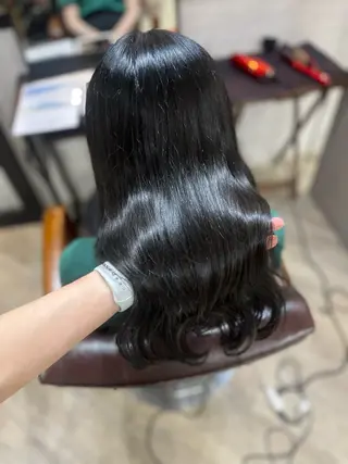 ミディアム カラー 🫧ぷる艶カラー🫧 Yuubi🦩のヘアスタイル