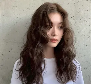 ロング パーマ サカモト アリサのヘアスタイル