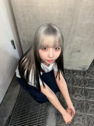 ロング カラー 💫miyu💫デザ インカラー/アレンジのヘアスタイル