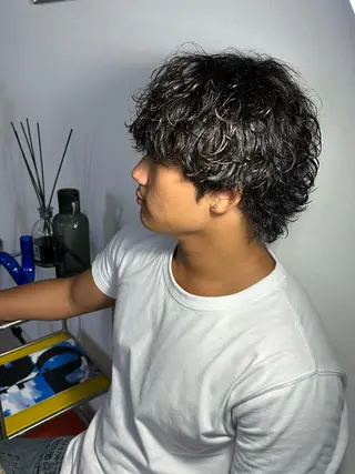 パーマ 川邊 大地のヘアスタイル