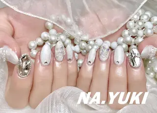 ネイル 🌷 Mooning 🌷のネイルデザイン