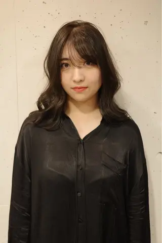 セミロング カラー 髙橋 紗奈のヘアスタイル