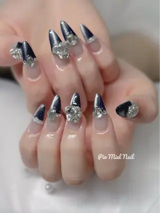 ミディアム Pio Mielのネイルデザイン