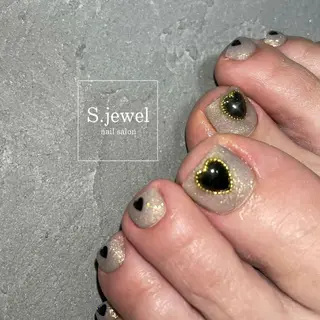 ネイル S♡JEWEL所属・S. JEWELのネイルデザイン