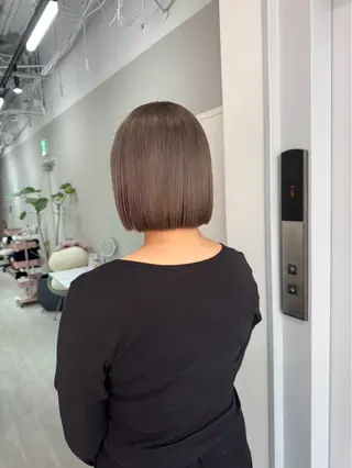 ショート カラー 吉田 絵夢のヘアスタイル
