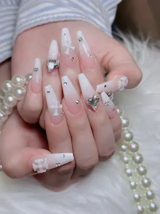 ネイル Lumi Nail 新大久保3‘のネイルデザイン