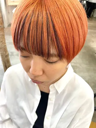 ショート カラー fio マナミのヘアスタイル