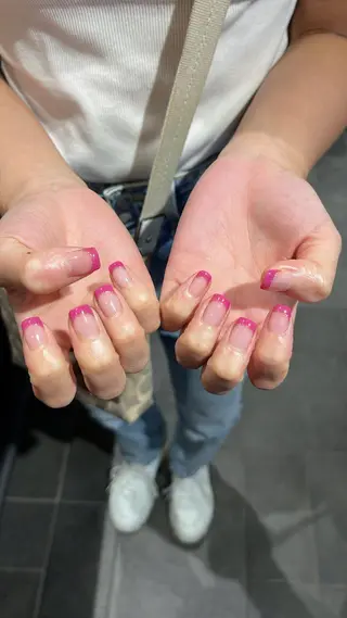 ネイル 鈴木 里奈のネイルデザイン