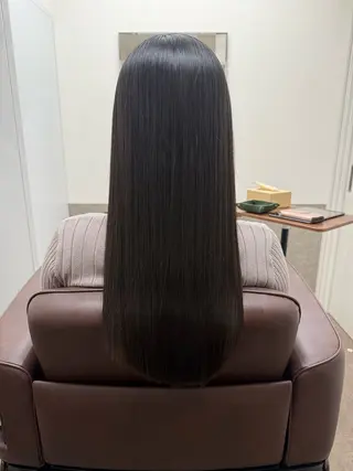 ロング 髪質改善🪽半個室 サロン新宿3丁目のヘアスタイル