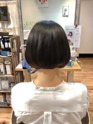 ショート カラー 青野 文香のヘアスタイル