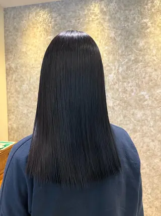 ロング カラー アベ ミスズのヘアスタイル